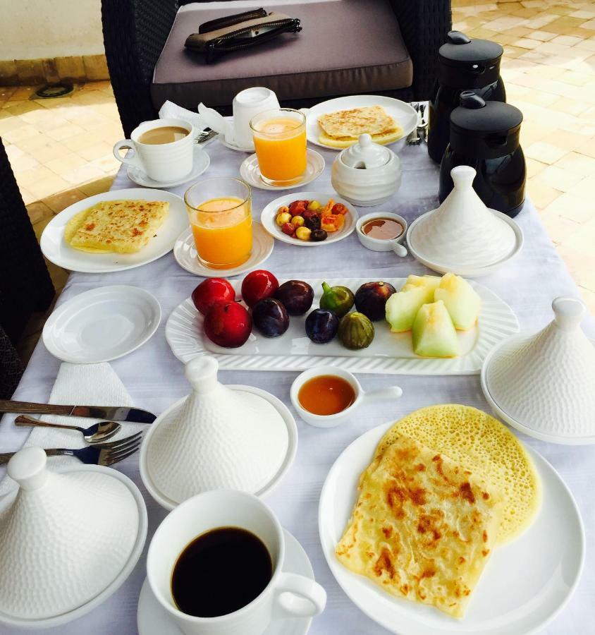 Dar Fama Bed & Breakfast Tetouan Exterior photo
